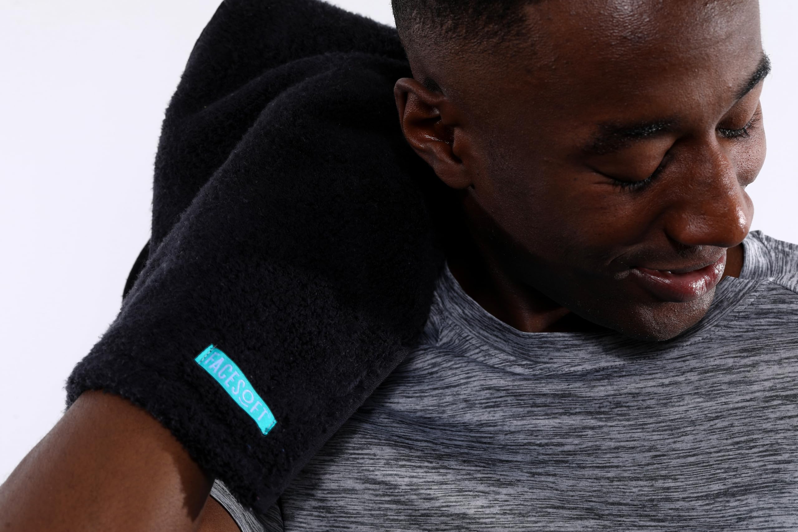 Amazon.co.jp: FACESOFT スウェットタオル – スーパーソフトで吸収性